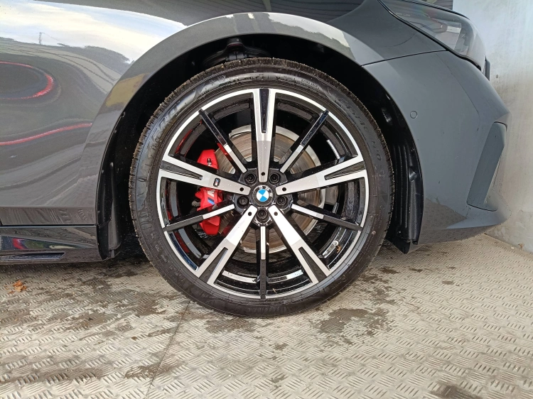 13 - BMW Serie 5 BMW 520d Touring