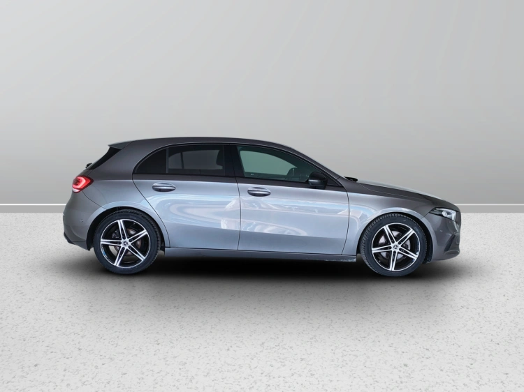 7 - Mercedes-Benz Classe A 180 d Sport Night edition auto