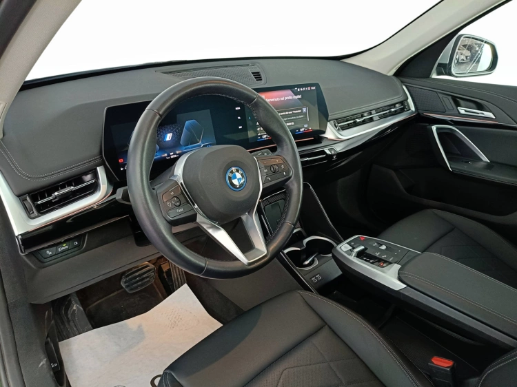7 - BMW X1 X1 xdrive 25e X-Line auto