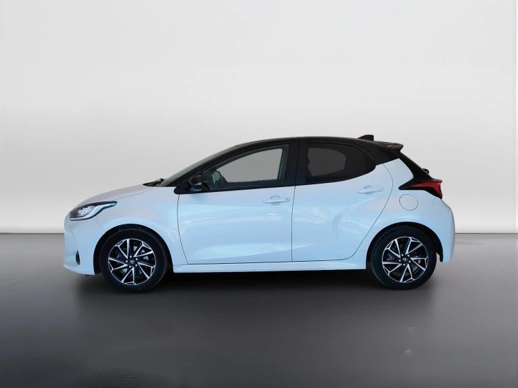 8 - Toyota Yaris Yaris 1.5h Style