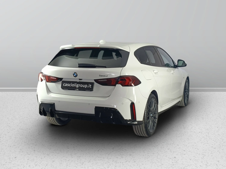 4 - BMW Serie 1 120d 48V MSport Pro auto