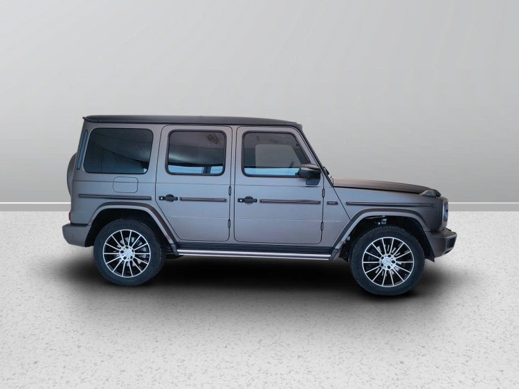 7 - Mercedes-Benz Classe G 400 d AMG Line 330cv auto