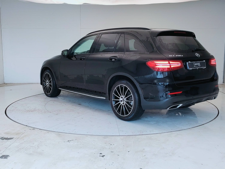 7 - Mercedes-Benz GLC 250 d Night Edition 4matic auto