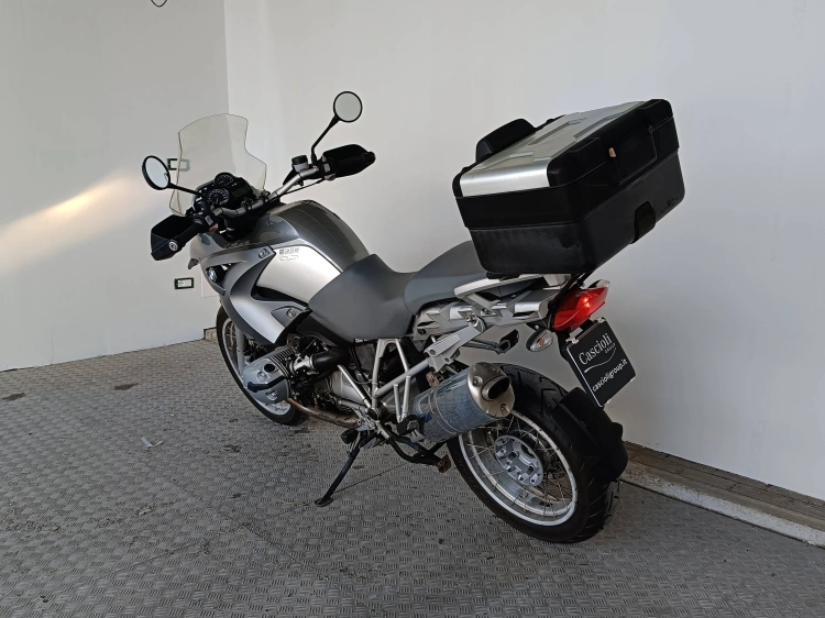 6 - BMW Motorrad R 1200 GS R 1200 GS