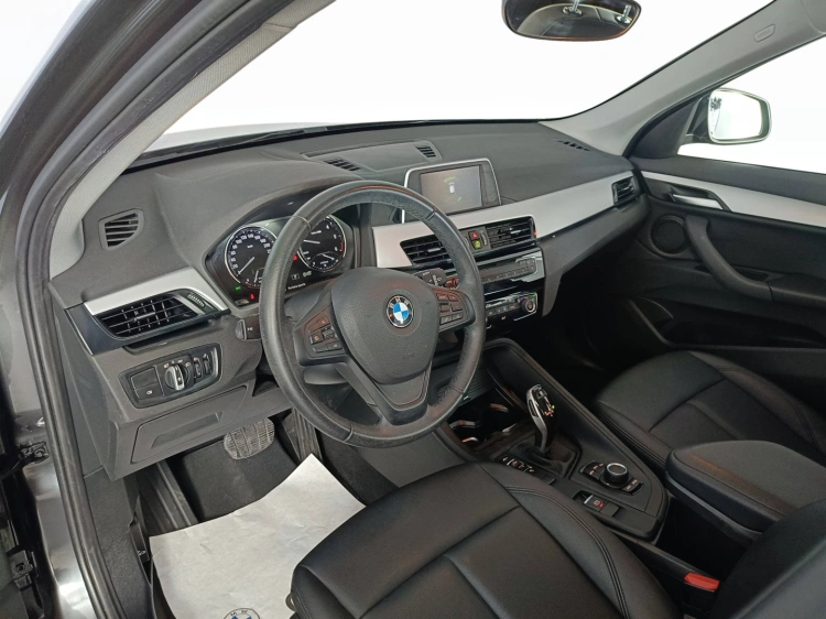 8 - BMW X1 X1 sdrive18d Advantage auto