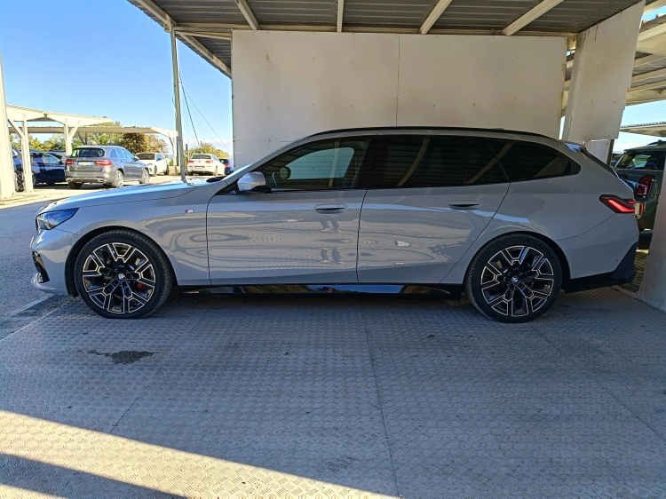 6 - BMW Serie 5 520d Touring 48V xdrive MSport Pro auto