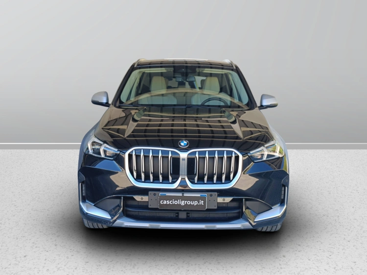 2 - BMW X1 X1 sdrive18i X-Line auto