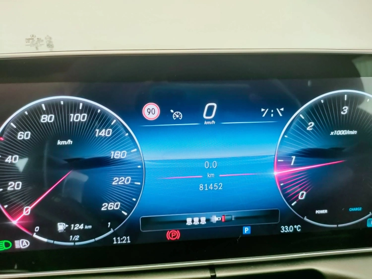20 - Mercedes-Benz Classe C SW 220 d mhev AMG Line Advanced 4matic 197cv auto