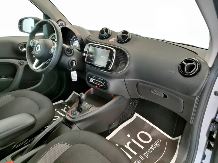 11 - smart fortwo Fortwo eq mattrunner 22kW