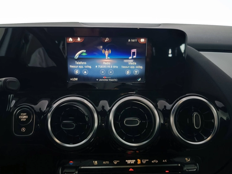 14 - Mercedes-Benz Classe B 180 d Executive auto