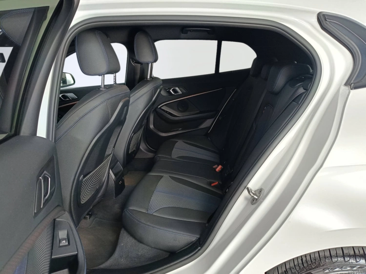 10 - BMW Serie 1 116d Msport auto