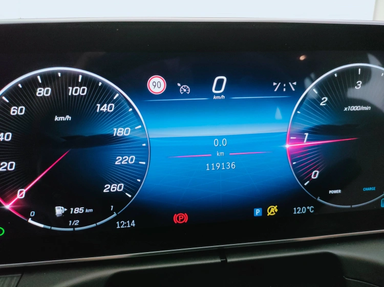 17 - Mercedes-Benz Classe C SW All-Terrain 220 d mhev Premium 4matic 197cv auto