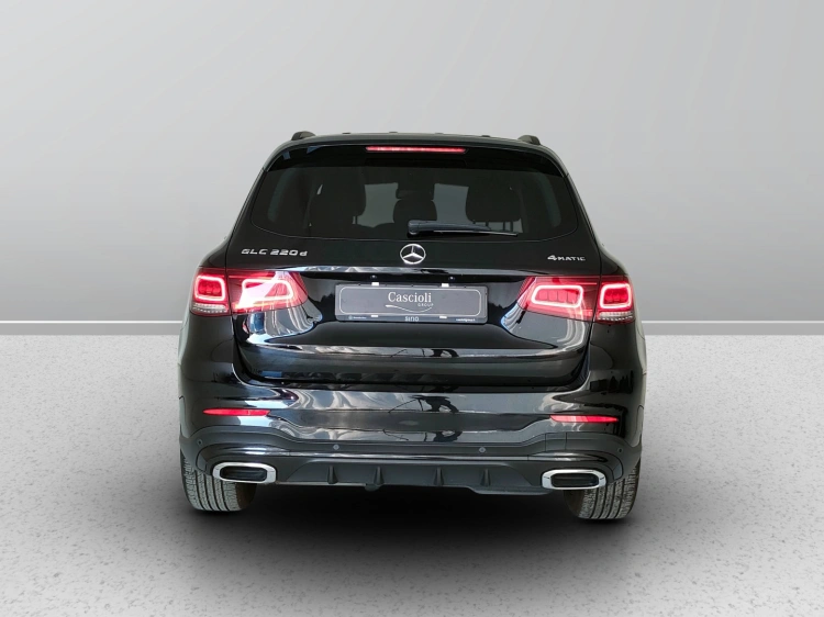4 - Mercedes-Benz GLC 220 d Premium 4matic auto