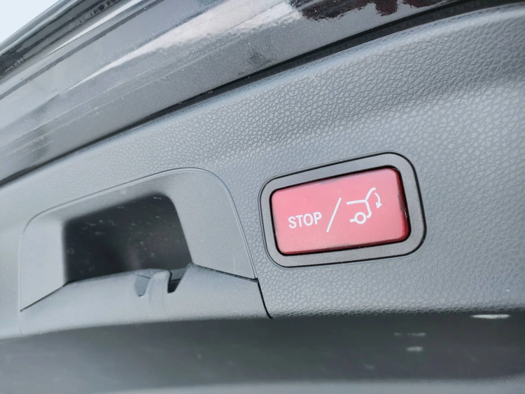 10 - Mercedes-Benz GLC Coupe 300 de phev Night Edition Plus 4matic auto