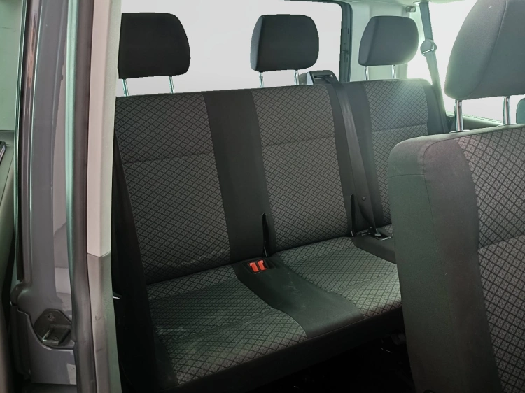 12 - Volkswagen T6.1 Transporter 30 T6.1 Transporter 30 2.0 tdi 110cv kombi p.c.