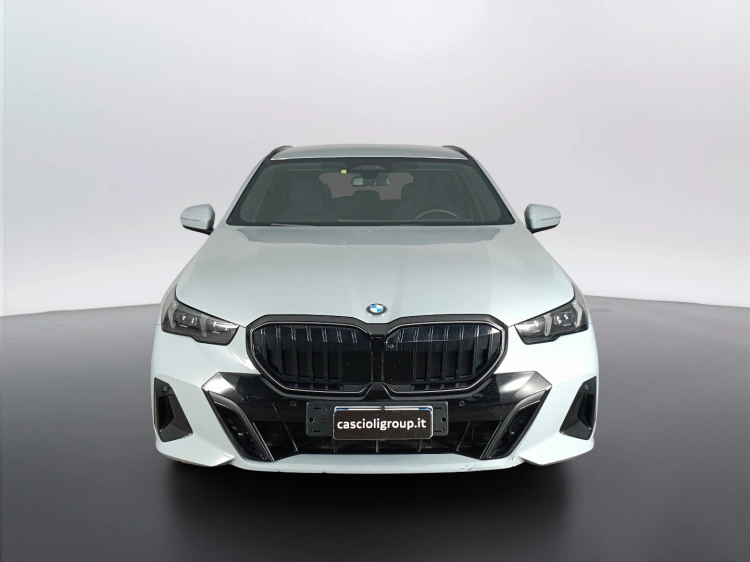 2 - BMW Serie 5 520d Touring 48V xdrive MSport Pro auto