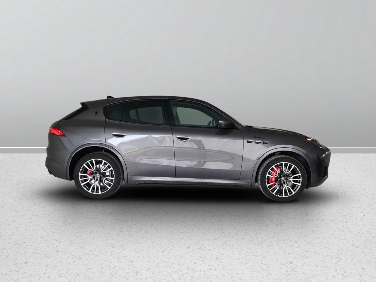 7 - Maserati Levante Grecale 2.0 mhev Modena 330cv auto