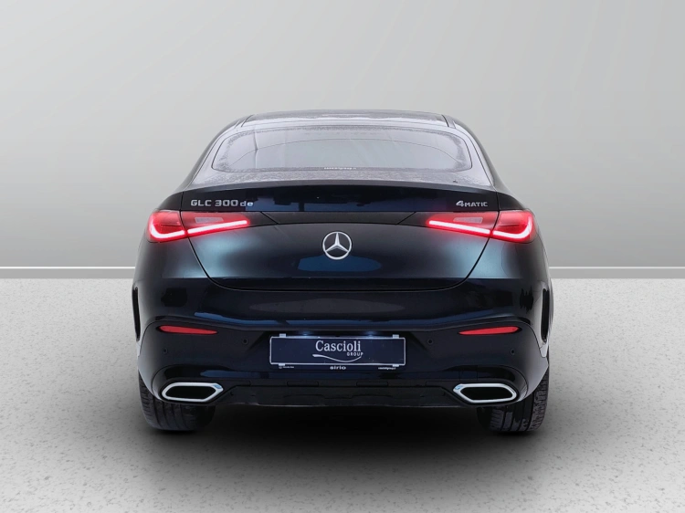 4 - Mercedes-Benz GLC 300 de phev AMG Line Advanced 4matic auto