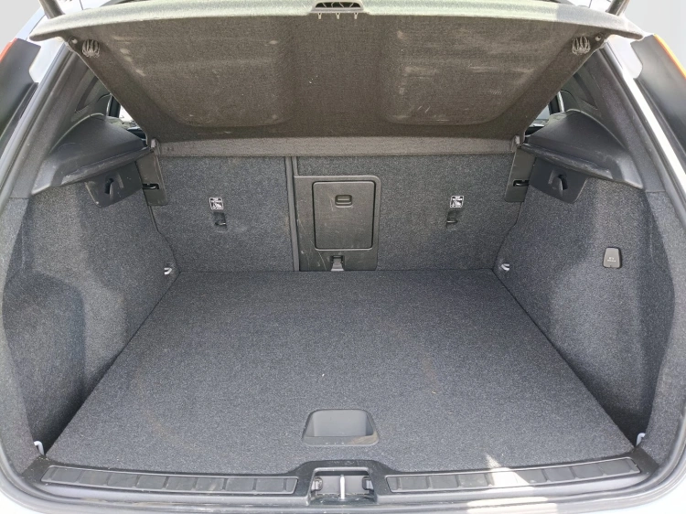 23 - Volvo XC40 XC40 1.5 t4 phev Inscription auto my21
