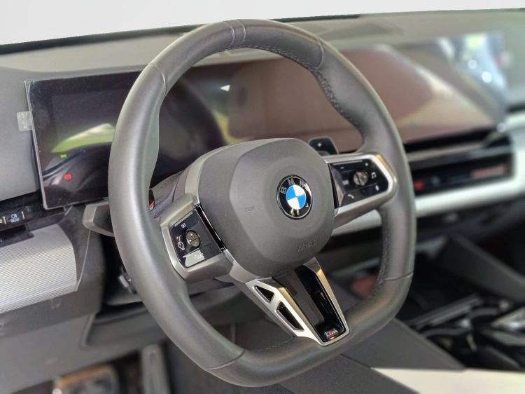 18 - BMW Serie 5 520d Touring 48V xdrive MSport Pro auto
