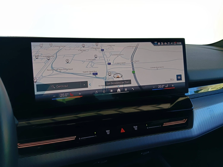 13 - BMW Serie 5 520d Touring 48V xdrive MSport Pro auto