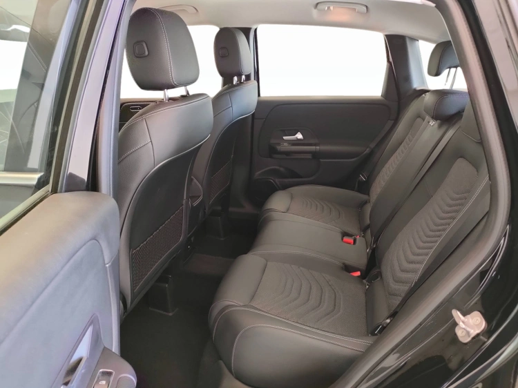 11 - Mercedes-Benz Classe B 250 e phev Advanced auto