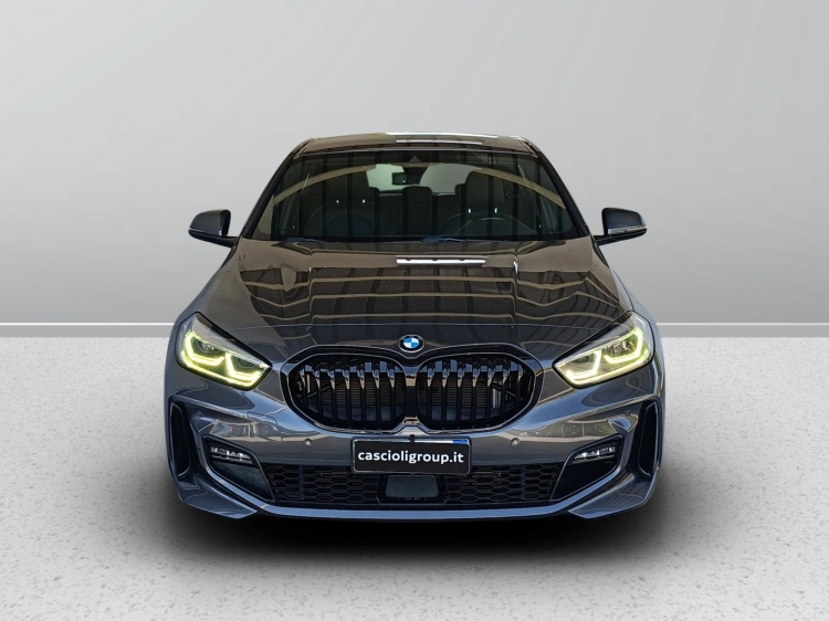 2 - BMW Serie 1 118 D M SPORT