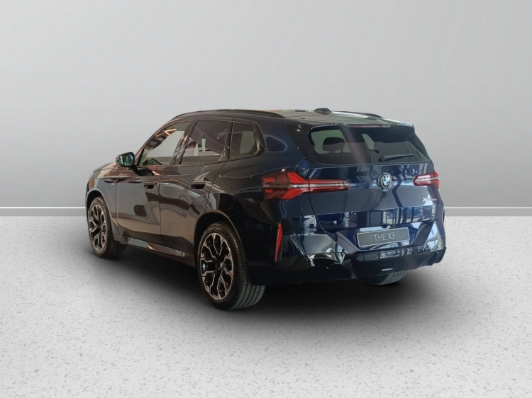 4 - BMW X3 BMW X3 xDrive20d