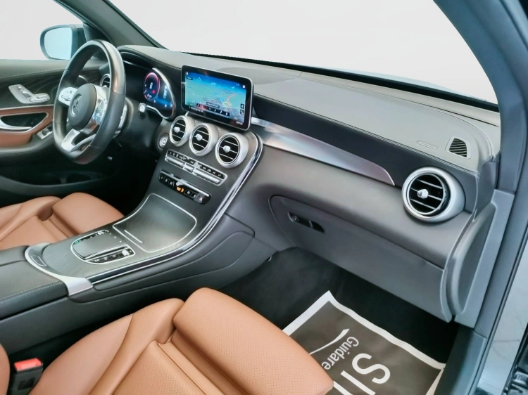 17 - Mercedes-Benz GLC Coupe 220 d Night edition Plus 4matic auto