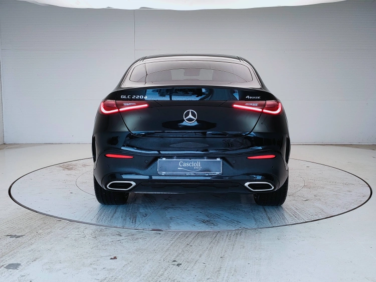 4 - Mercedes-Benz GLC 220 d AMG Line Premium Plus 4matic auto