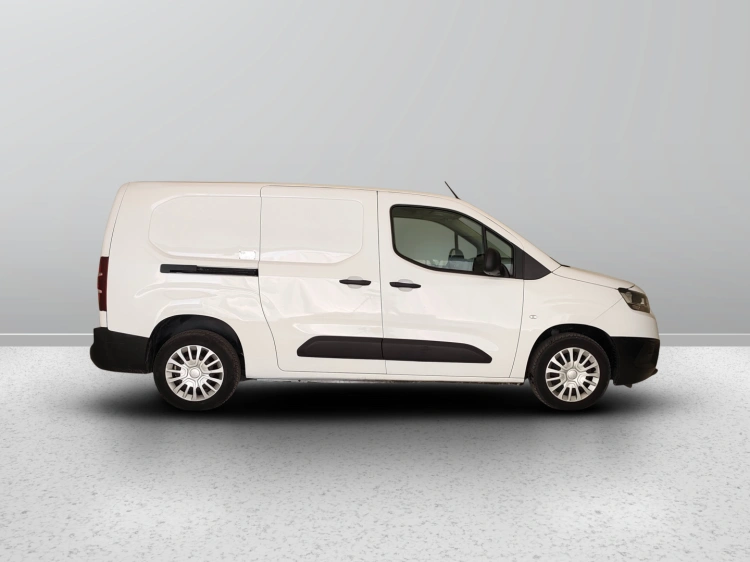 7 - Toyota Professional Proace City Proace City 1.5D 100cv S&S L2 S 10q Active