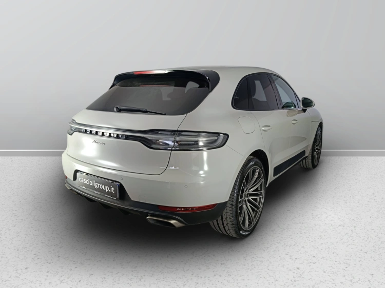 4 - Porsche Macan Macan 2.0 245cv pdk