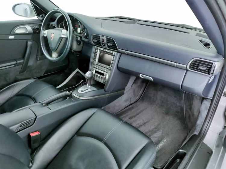 9 - Porsche 911 911 Cabrio 3.6 Carrera