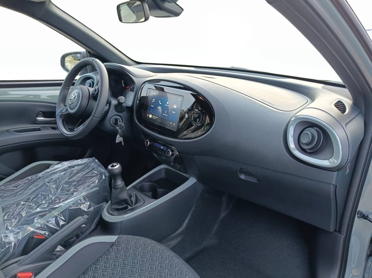 10 - Toyota AYGO X AYGO X 10B MT TREND MY24