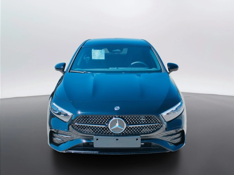 2 - Mercedes-Benz Classe A 180 d Automatic