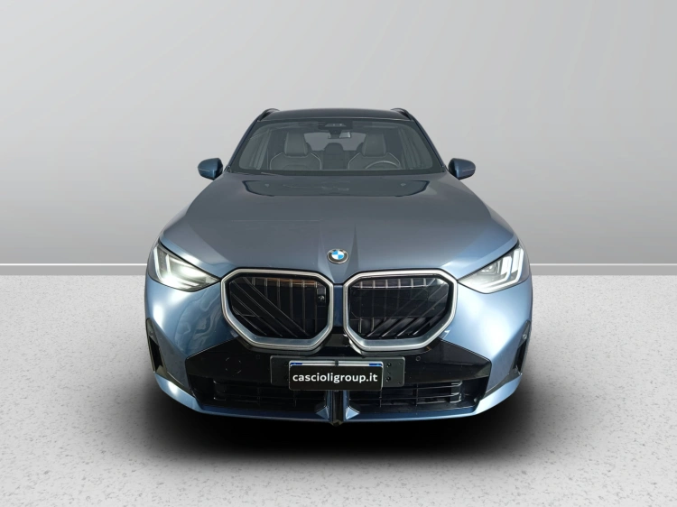 2 - BMW X3 X3 xDrive20d