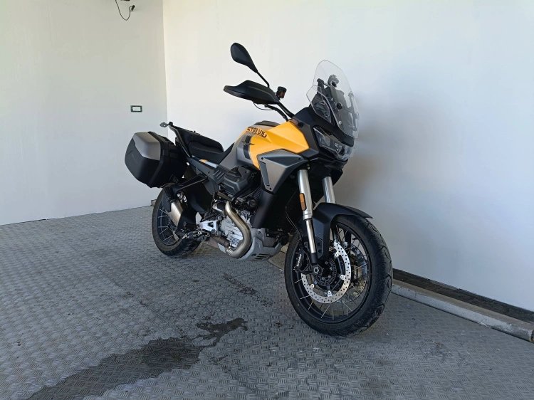 2 - Moto guzzi V85 V 85 TT