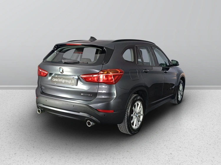 4 - BMW X1 X1 sdrive18d Advantage auto