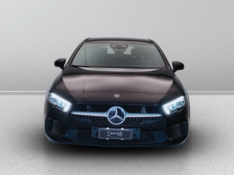 2 - Mercedes-Benz Classe A 180 d Sport Extra auto