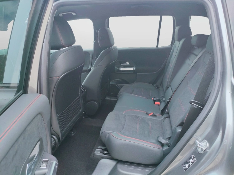 11 - Mercedes-Benz EQB 250+