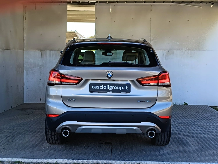 5 - BMW X1 X1 sdrive18d xLine Plus auto