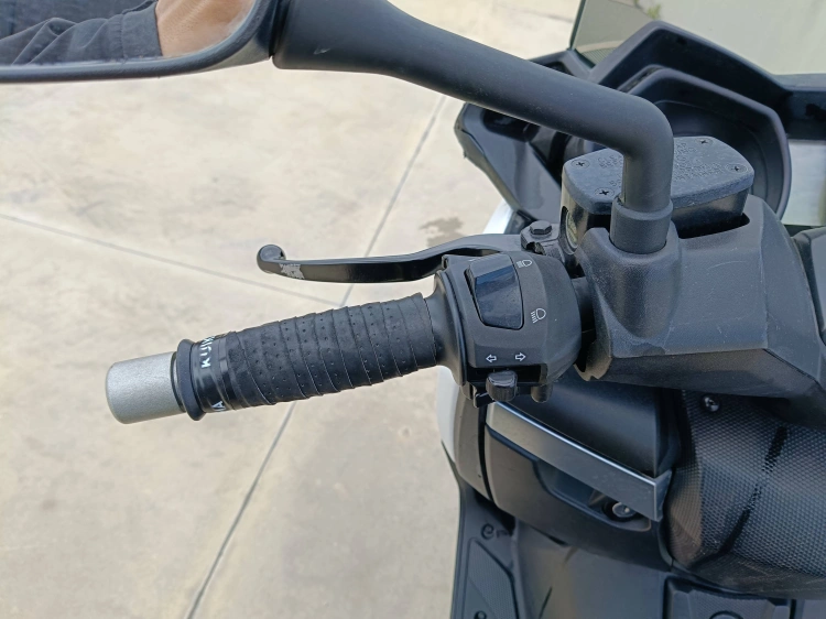 7 - Yamaha XMax X-Max 400