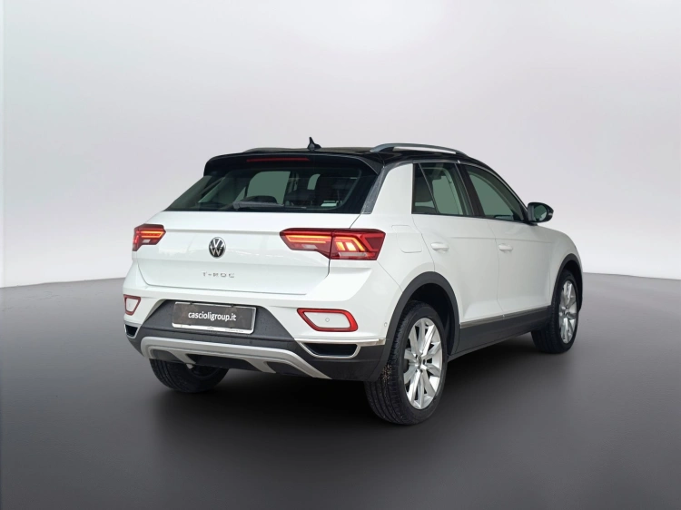 5 - Volkswagen T T-Roc 2.0 tdi Style 115cv