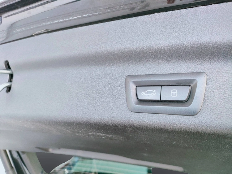 14 - BMW X1 X1 sdrive18d auto