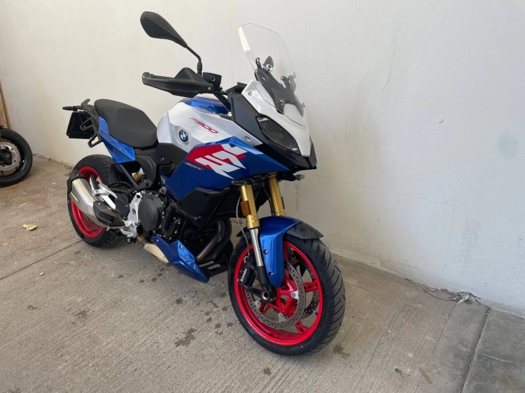 3 - BMW Motorrad XR F 900 XR