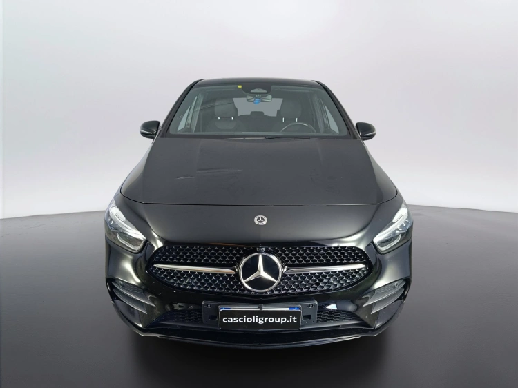 2 - Mercedes-Benz Classe B 180 d AMG Line Premium auto
