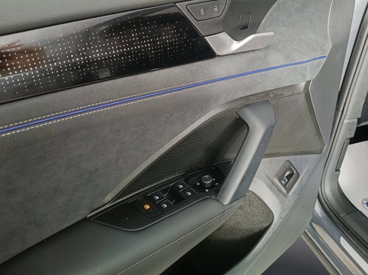 17 - Volkswagen Touran Tayron 2.0 tdi R-Line Plus 4motion 193cv dsg 7p.ti