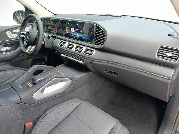 9 - Mercedes-Benz GLE 300 d 4MATIC