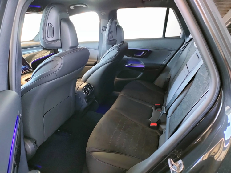 9 - Mercedes-Benz GLC 300 d 4MATIC
