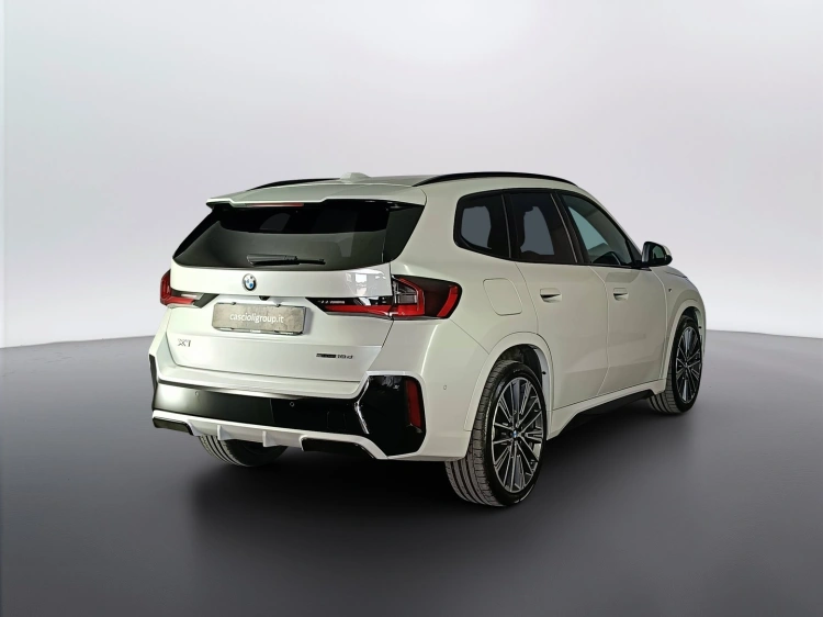 4 - BMW X1 X1 sdrive18d MSport auto